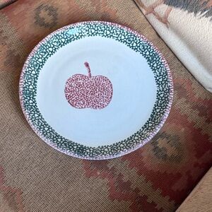 set of 2 vintage Gibson dinner plates sponge apple design country cottage core